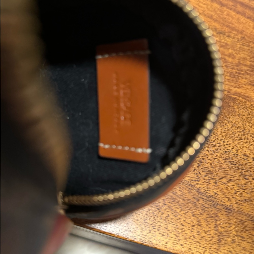 Versace coin wallet - Picture 2 of 4